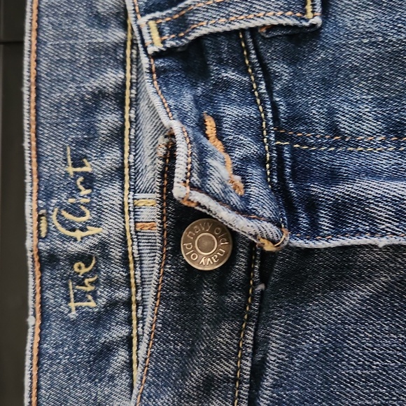 Old Navy Jeans - Picture 2 of 5